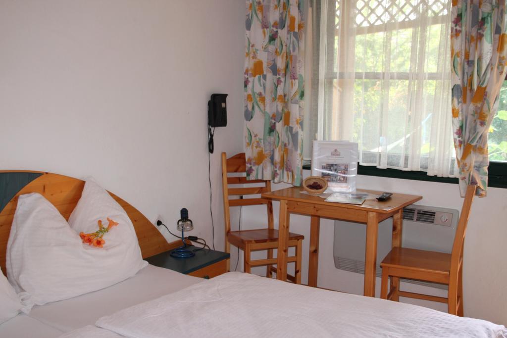 Pension Gartner Wallern im Burgenland Chambre photo
